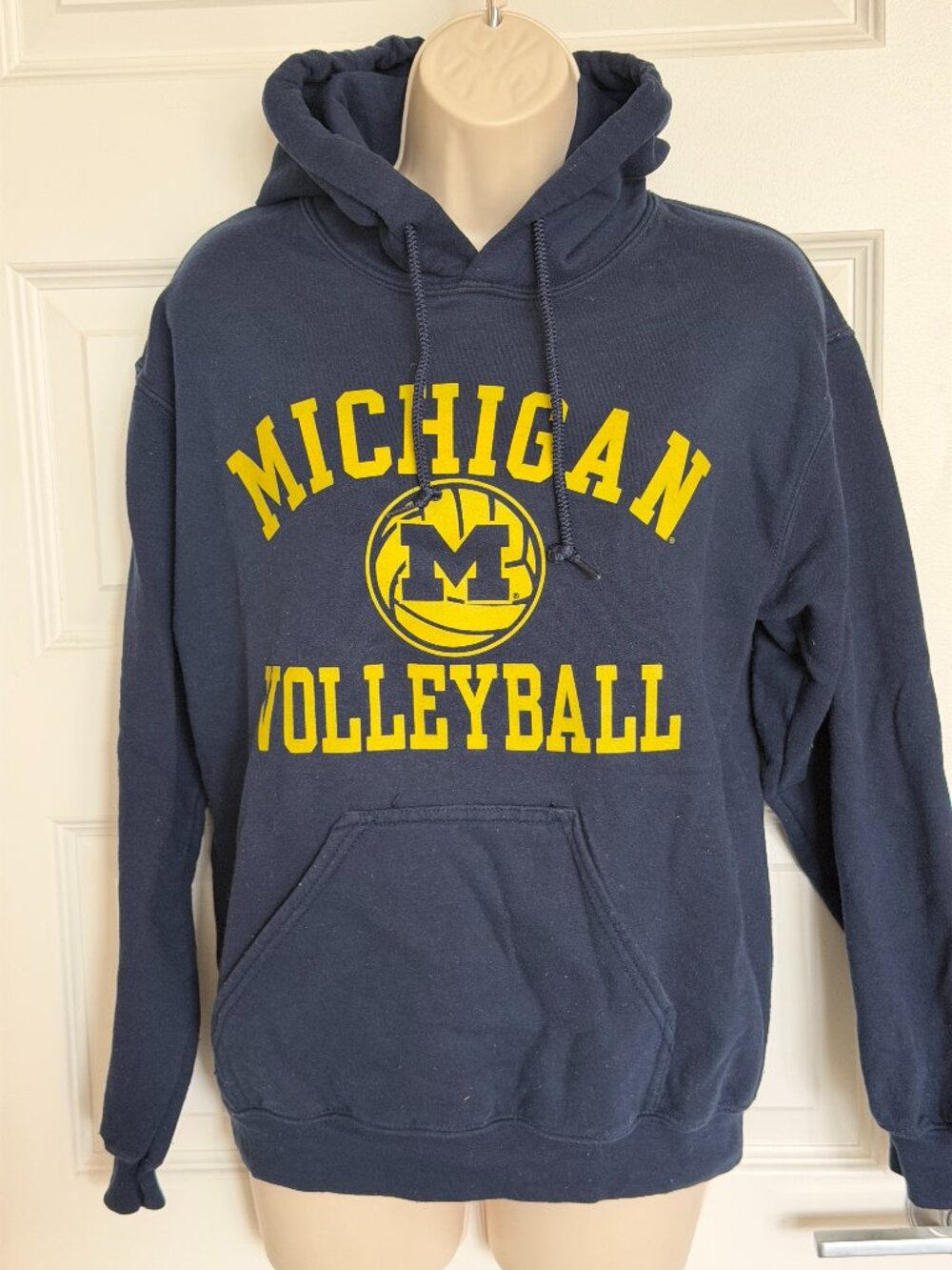 University of Michigan Volleyball Hoodie Youth Small Navy Blue